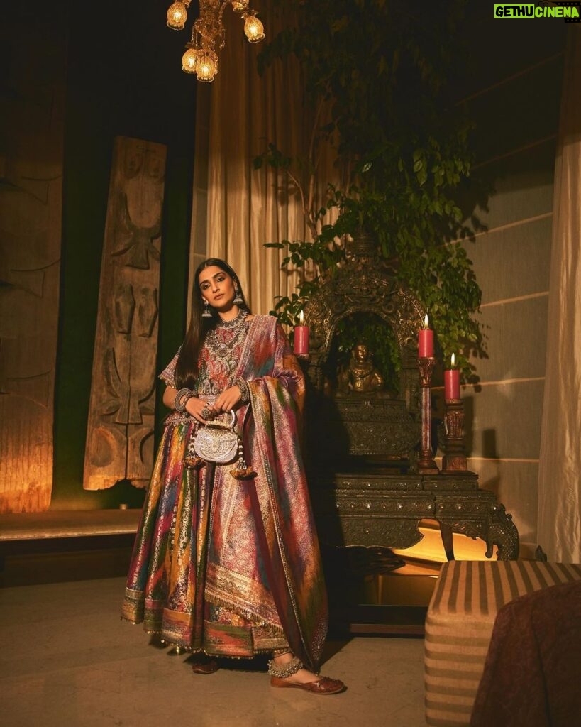 Rhea Kapoor Instagram - Shaadi Szn with my OG 🤍 @sonamkapoor Looks on looks on looks 🫶🏻 Styled with @shereenlovebug