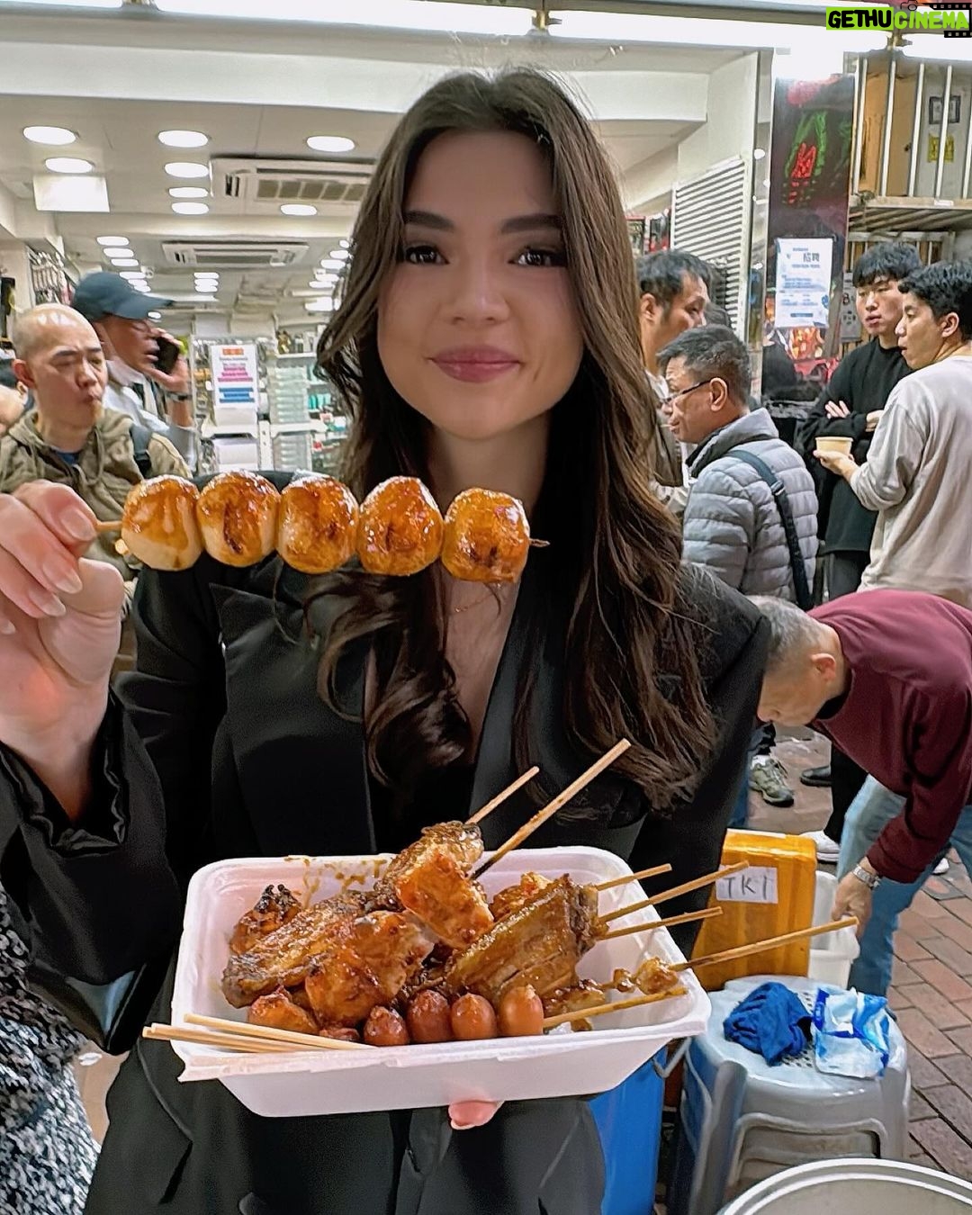 Rhian Ramos Instagram - HK Street food adventure 💫☺️ Temple Street Night Market
