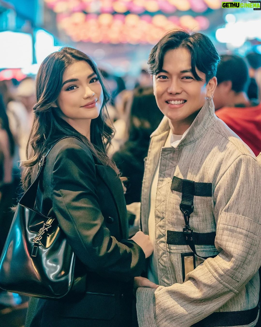 Rhian Ramos Instagram - HK Street food adventure 💫☺️ Temple Street Night Market