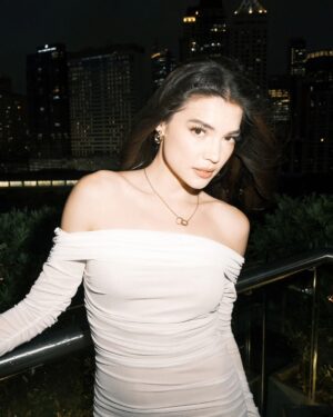 Rhian Ramos Instagram - Just sorta thriving in the chaos
‎ ‎ ‎ ‎ ‎ ‎ ‎ ‎ ‎ ‎ ‎ ‎ ‎ ‎
📸 @meetkeso