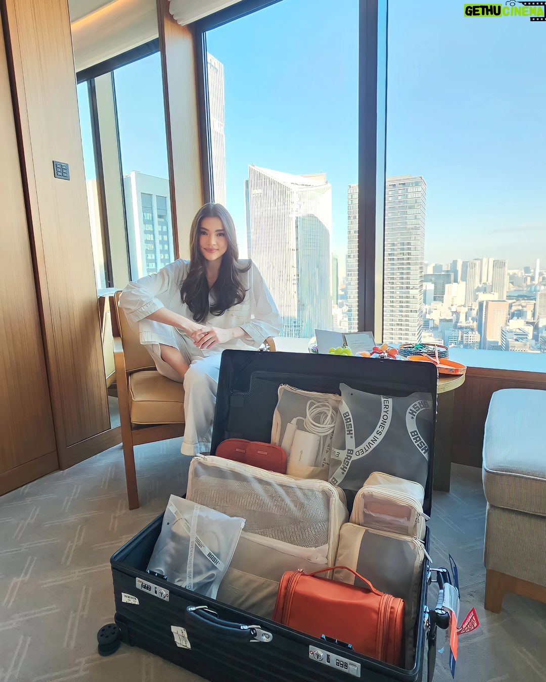Rhian Ramos Instagram - My therapist says I should learn to "compartmentalize" Me: @bash.manila