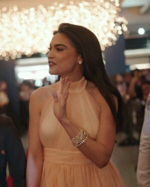 Rhian Ramos Instagram - To be surrounded by my family, friends, all of those who I love at a moment like this... It just couldn't be better 🥹 these are moments I'll treasure forever..
Sayang lang cause I have other friends and loved ones that I didn't get to take photos with... But seeing you there meant so much to me... Thank you, booboo's family 🤍 thank you, Meg & Ryan family 🤍 Thank you @cyberhians 🤍 thank you, MBU management 🤍 mahal na mahal ko kayong lahat 🥲
Thank you for capturing these moments @jayzeecezar 📸 and @joshuasalvs 🎥 priceless 'to sa akin!
P.S. still LOL-ing at deedee's super strength 😅