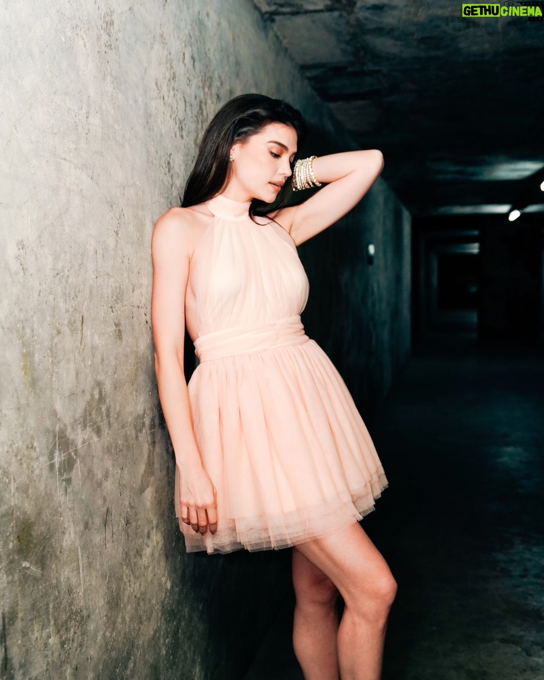 Rhian Ramos Instagram - Grateful for all the love π₯Ή IKAW AT AKO is now showing π€ Keep swiping for a cinema near you! β β β β β β β β β β β β β β Shot by @jayzeecezar Face @davequiambao_ Hair @nellyseboy Styling @imkevincusi