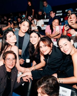 Rhian Ramos Instagram - Premier night madness!!!
Please watch and support IKAW AT AKO! 🙏🏻🤍 In cinemas nationwide starting TODAY!!
Thank you for coming everyone! 😭

📸 @jayzeecezar