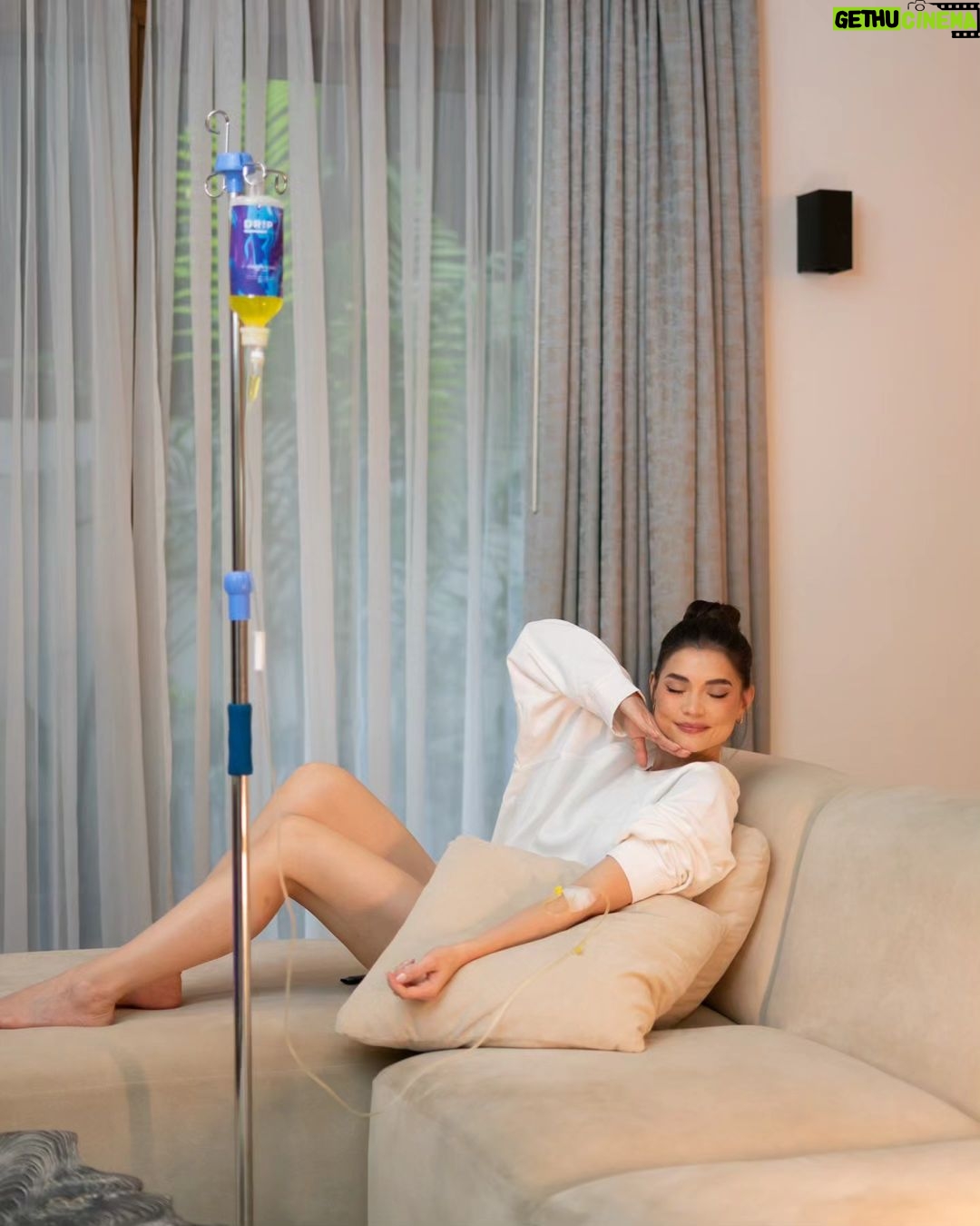 Rhian Ramos Instagram - In my healthy girl era!!! (Until the next show π) π€ Literally saves me when I feel like about to get sick too though, Di maiwasan minsan when the schedule is packed !! Thank you @driptherapy.co for helping me survive myself π