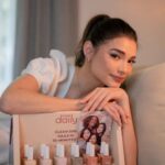 Rhian Ramos Instagram - Love that clean girl look 😍 @poshnails_