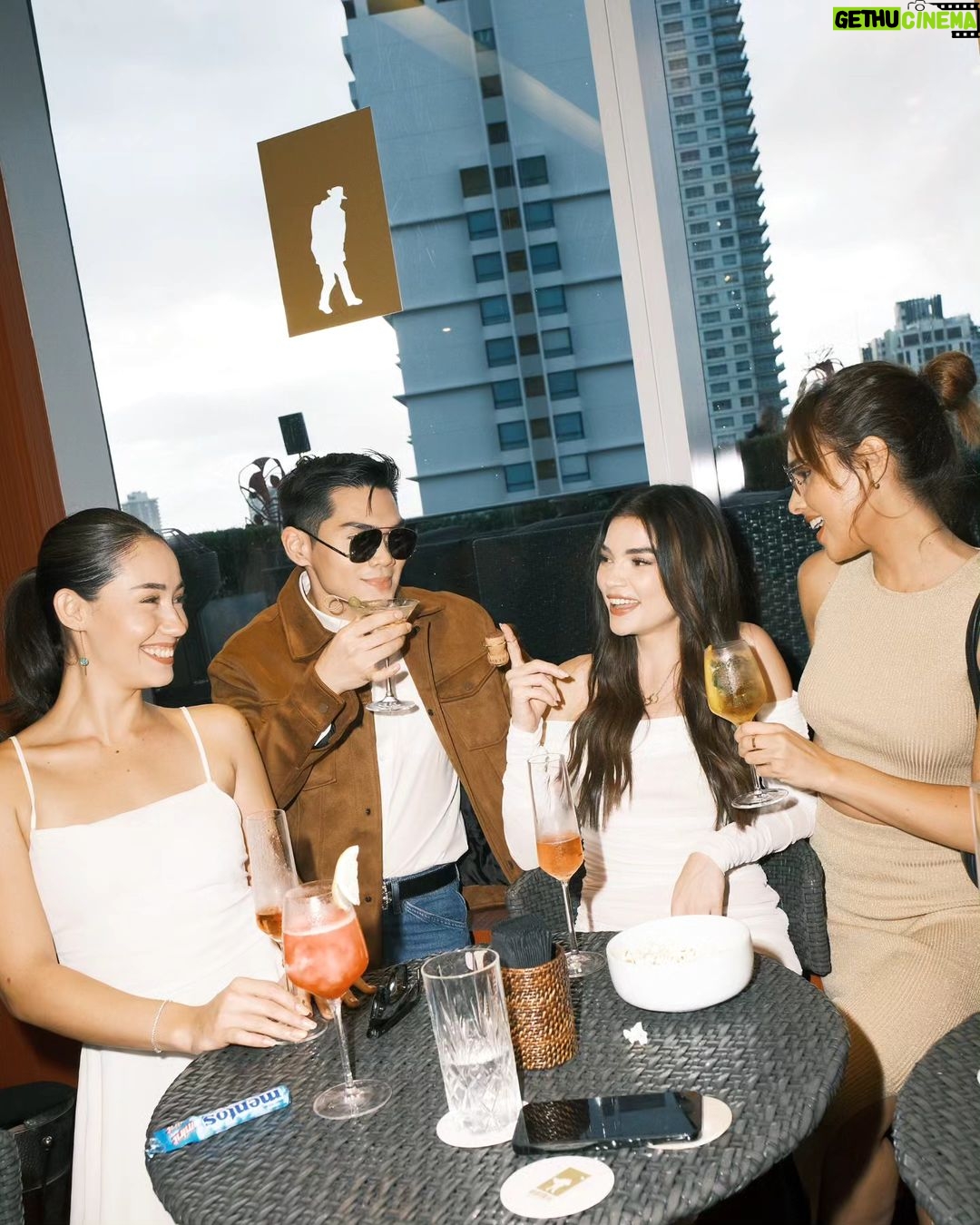 Rhian Ramos Instagram - Oh hey, glad you made it 🎉 Surrounded by love on my 33rd birthday 🤍 Thank you for these priceless memories 🥰 📸 @meetkeso