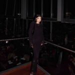 Rhian Ramos Instagram - London nights at The Shard in @hm 🤍 good food and the best view The Shard, London