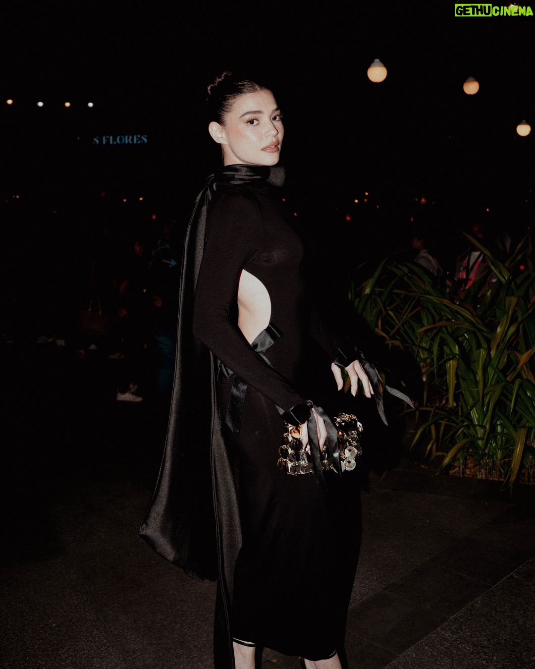 Rhian Ramos Instagram - Out for the evening as @megamagazine launches some big changes π big thanks and big congratulations! #MakeItBig #MakeItMega πΈ @motions_by_isaac XYLO at the Palace, Uptown Bonifacio Global City