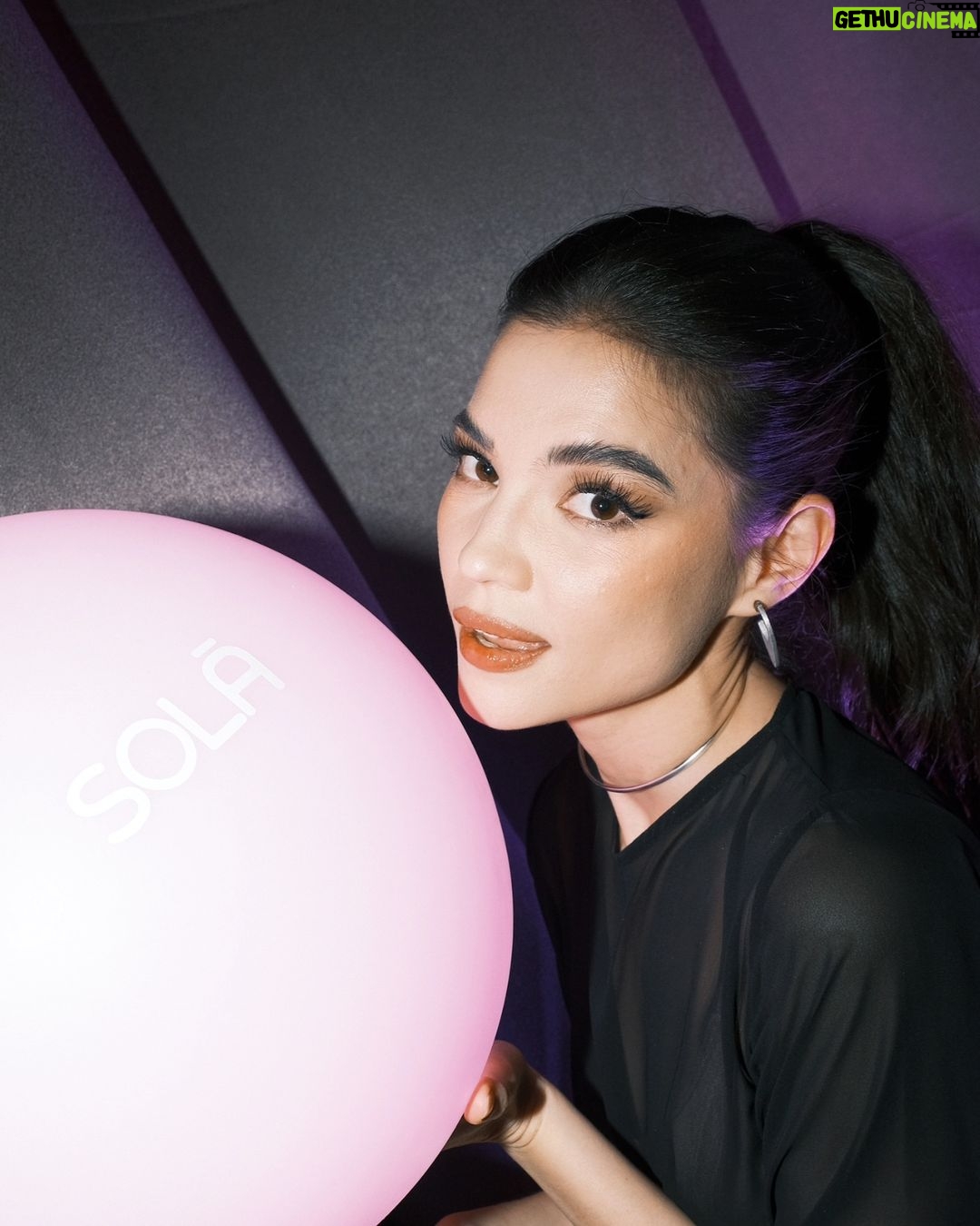 Rhian Ramos Instagram - Hello from the #Solaverse ! Congratulations @kylieverzosa on a successful launch, so excited for snatched waists and tight curves 🎉 @sola_body 📸 @meetkeso Electric Garden