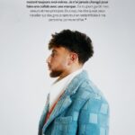 Riadh Belaïche Instagram - Just Riadh à la Une de notre nouvelle cover digitale ✨ Créateur de contenus, vidéaste, humoriste, Just Riadh a parcouru beaucoup de chemin avant de devenir un it boy. Un visage qui plaît désormais aux Maisons de mode, comme aux réalisateurs. Son surnom est à l'image de la personne qu'il aspire à être. Simple, comme sa mère qui lui a tout appris et dont il est fier: "Son coeur est blanc". Plus tard, il aimerait lui ressembler. Pour l'heure, il semble être sur la bonne voie, lui qui défend avec ardeur la sympathie et la joie comme lignes de conduite: "Ça ne coûte rien, il faut juste être sympa". 2017, Just Riadh débute sur Instagram à une époque où la plateforme est dominée par des contenus essentiellement photographiques. La proposition du jeune créateur détonne et dénote. Au moyen de courtes vidéos de quelques secondes, il parvient à faire rire des millions de personnes. Progressivement, il devient une figure incontournable du 𝐹𝑟𝑒𝑛𝑐ℎ 𝐼𝑛𝑠𝑡𝑎𝑔𝑟𝑎𝑚. À tel point qu’il est choisi par le réseau social pour participer à l’opération “Creators around the world”. Du Japon au Brésil en passant par les Etats-Unis et l’Espagne, Just Riadh s’engage dans un voyage initiatique aux côtés de créateurs de contenu du monde entier. “Tu rencontres quelqu’un qui fait comme toi mais autre part, c’est super intéressant.” L’interview complète de Just Riadh est à retrouver sur views.fr 🔗 Photographie : @_moiseluzolo Assistant photographie : @felix_devaux Direction artistique : @irisgzs Coordination artistique : @luca_delombre et @ngd______ Stylisme : @irisgzs et @luca_delombre Production : @selimmoundy et @alicemtg Make-up : @oceanesusini Interview : @nouma_ben Graphisme : @duchesse_bonzi Paris, France