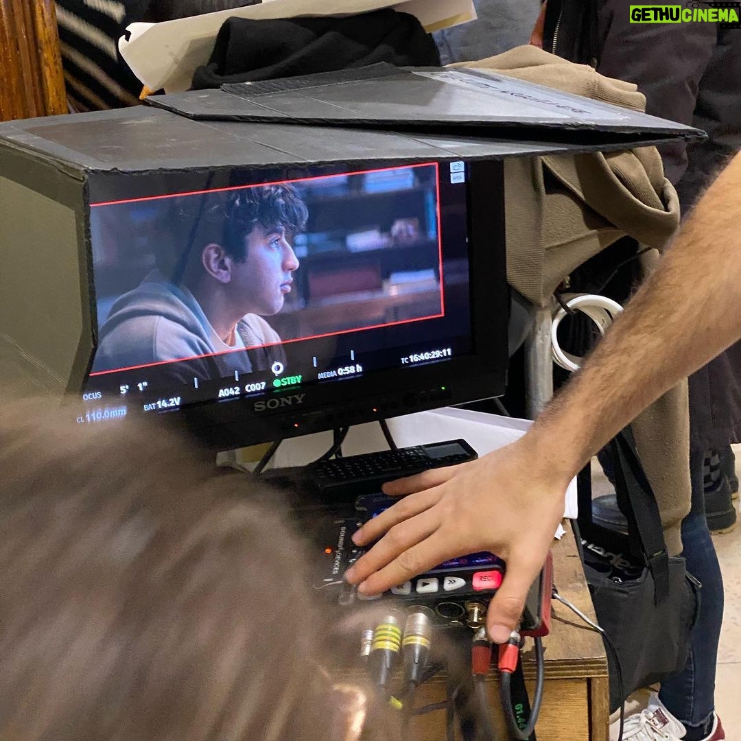 Riadh Belaïche Instagram - L’une des plus belle expérience de ma vie ✨ A la belle étoile disponible au cinéma à partir de demain. J’espère que vous apprécierez ❤️