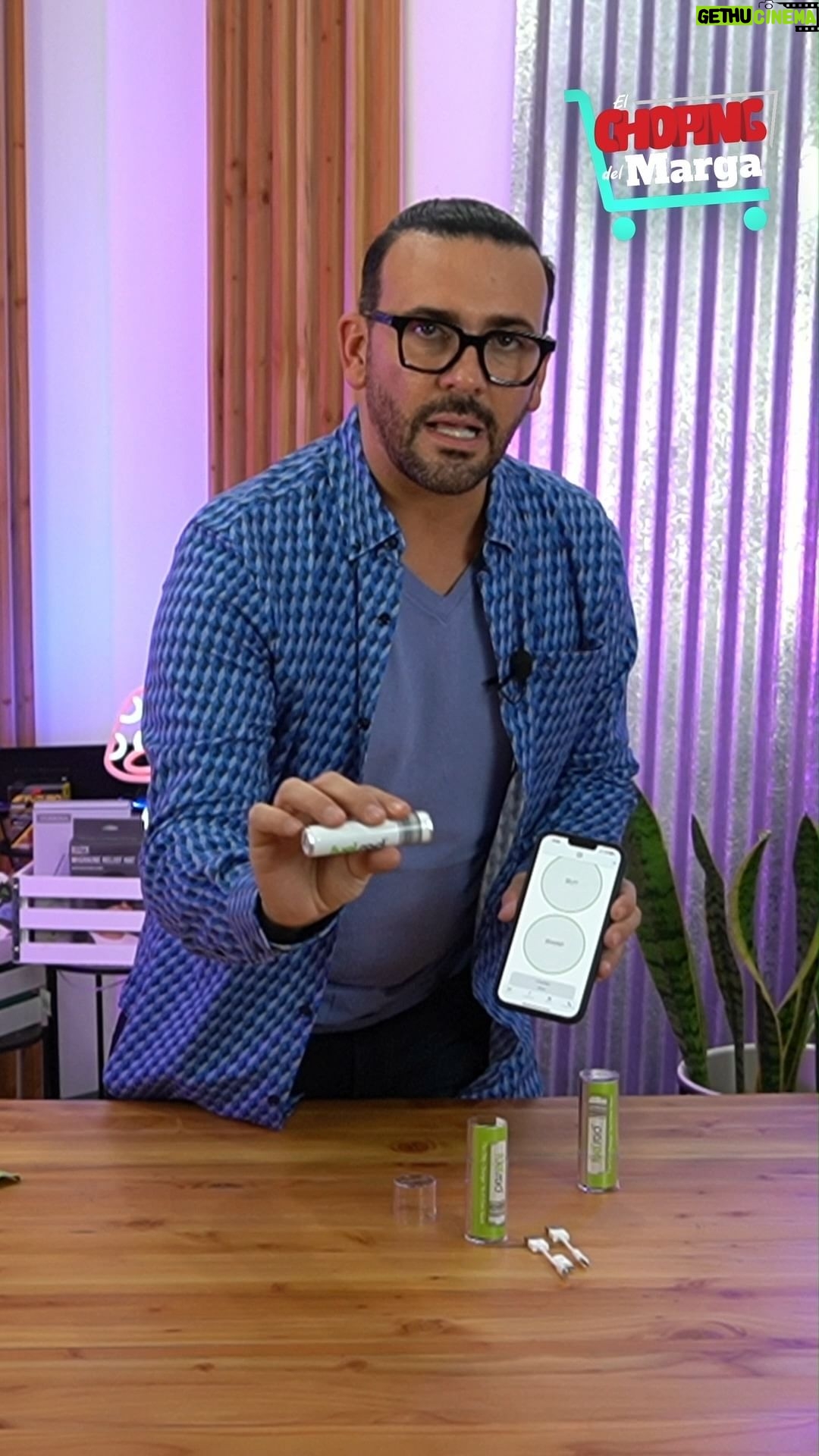 Ricardo Margaleff Instagram - Probé una aspiradora de mano 3 en 1 que, por cierto, me salió más cara. Aquí les platico por qué. Revisé todos sus accesorios para distintas superficies. Salió bastante práctica a pesar de su tamaño. #elchopingdelmarga #ricardomargaleff #travel