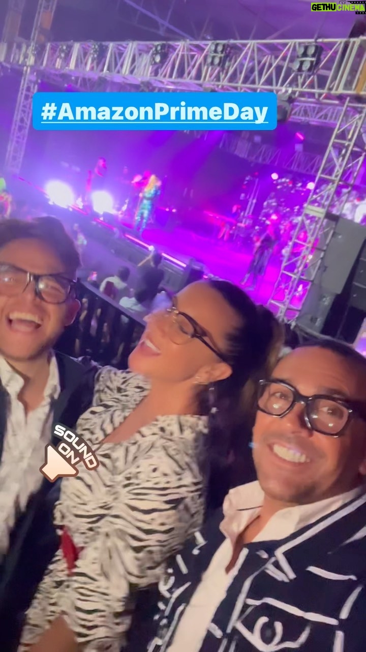 Ricardo Margaleff Instagram - Así disfrutamos el evento de Prime Day de Amazon junto con Maria José, recuerden que si son miembros prime pueden disfrutar de increíbles promociones y ofertas hasta el 16 de julio. ¿Qué esperan para unirse? @amazonmex #amazonprimeday
