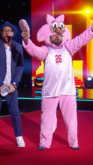 Ricardo Margaleff Instagram - Se puso raro el medio tiempo de “Qué Chanclazo” 🤣🤣🤣 #MeCaigoDeRisa