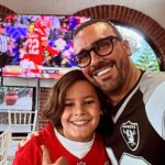 Ricardo Margaleff Instagram - #superbowl TIME!!! Amo amo amo #fatherandson #father … y si muero de ganas de ir a @vegas