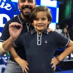 Ricardo Margaleff Instagram - ¡Pst, pst! Solo para recordarles que HOY no se pueden perder el especial del #DíaDelPadre en #MeCaigoDeRisa 🙌🏻🫰🏻♥️ 8:00 p. m. por #El5 👔