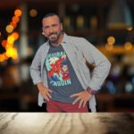 Ricardo Margaleff Instagram - Esto pasa cuando me dicen... Marga, Marga actúa normal, te están viendo #RicardoMargaleff #Margaleff #Humor #Actor #viernes #OriginalPenguin