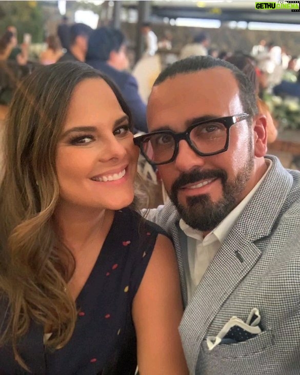 Ricardo Margaleff Instagram - Siempre de tu mano todo es mejor. #siemprejuntos