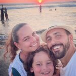 Ricardo Margaleff Instagram - Así nuestro último día, último atardecer del año!!! Con mis amores!!! FELIZ AÑO PARA TI QUE ESTÁS LEYENDO!!! Muchas muchísimas bendiciones para ti y los tuyos!!!