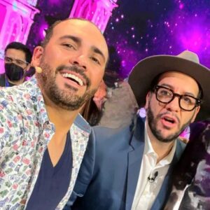 Ricardo Margaleff Instagram - Di SELFIE !!!!

#humor #Martes #Actor #Disfuncional #Margaleff  #guapos