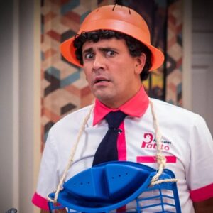 Ricardo Margaleff Instagram - D
O
M
I
N
G
O
.
.
.

Rescueme .. 

#maragaleff #actor #plutarco #personaje