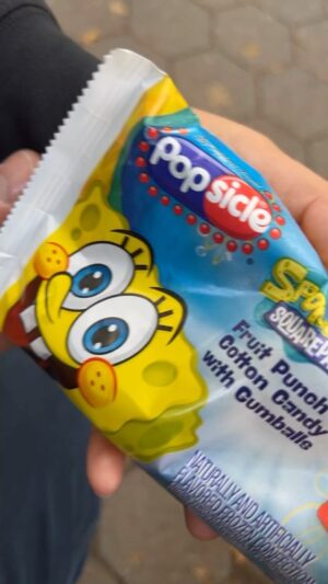 Ricardo Margaleff Instagram - CC entras al #multiverso de #spongebob #bobesponja y te lo topas los lunes!!!