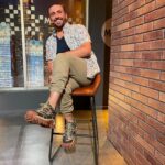 Ricardo Margaleff Instagram - Ya siéntese!!! .... Como va el #miércoles cuentame tu día Respondo si usas #maragaleff Mexico City, Mexico