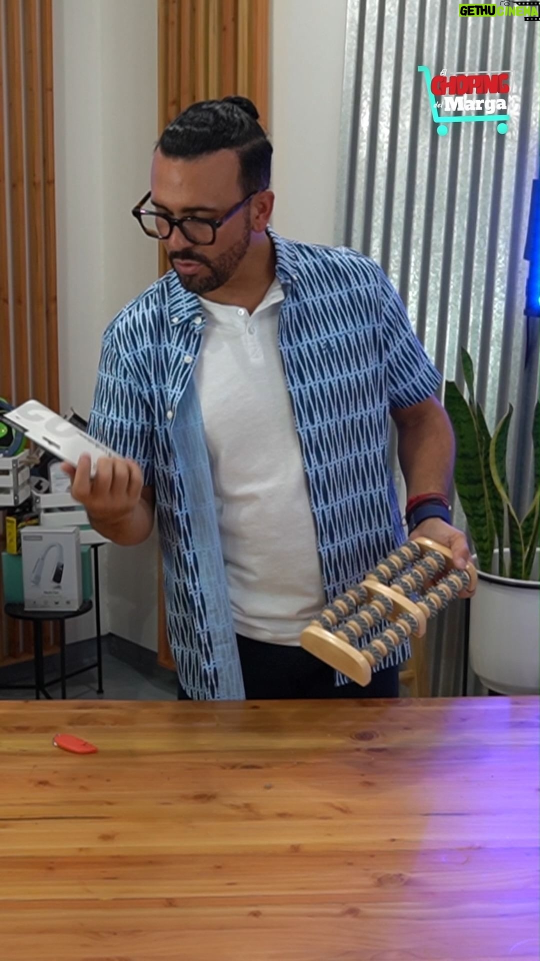 Ricardo Margaleff Instagram - Nuestros pies se merecen apapacho, y por eso me di a la tarea de calificar un masajeador de pies. #margaleff #ricardomargaleff #compritas #elchopíngdelmarga #compulshoppers #shopping #shoppingday #shoppingtime #ShoppingOnline #Amazon