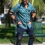 Ricardo Margaleff Instagram - Si quieres saber... como termina esta historia, no te pierdas el capítulo completo el #miércoles de #elchopingdelmarga #compulshoppers #shoppingonline