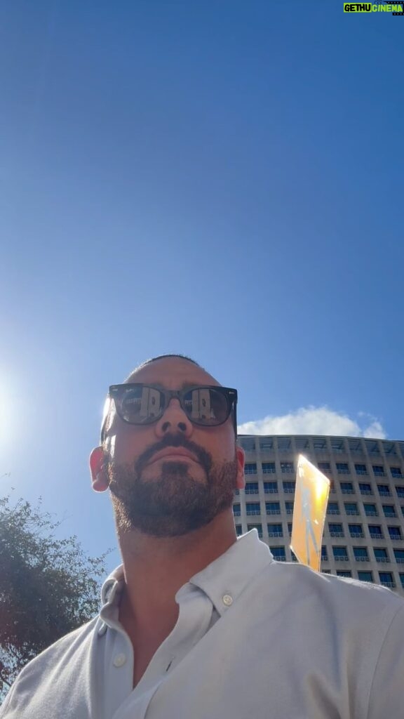 Ricardo Margaleff Instagram - Puro cacheeeeee! Y cachete en serio!!! Como diría mi amigo #Ricky #livinglavidaloca #Miami #shopping #shoppingday #elchopingdelmarga #elchopíngdelmarga MIAMI florida / EE.UU