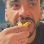 Riccardo Dose Instagram – NON AVEVO MAI PROVATO PRIMA GLI SPAGHETTI FRUTTARIANI (FORSE MEGLIO COSÌ)

Tagga una persona nei commenti.