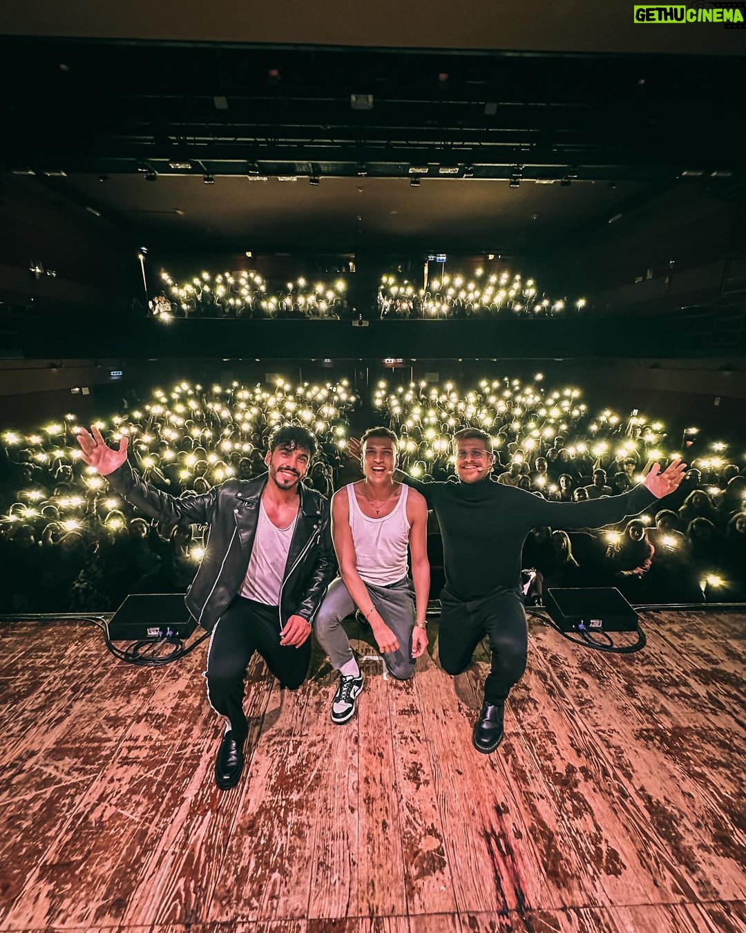 Riccardo Dose Instagram - Grazie Roma ❤️ Serata indescrivibile, vi vogliamo bene🫶🏻 Teatro Vittoria