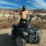 Riccardo Dose Instagram – Chi sembro?
VOGLIO SOLO RISPOSTE SBAGLIATE.