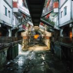 Riccardo Dose Instagram - Ora siamo parte del quartiere AHAHAH (è uscito il video su YouTube dell’esplorazione delle vele) @danilorusso00 @rue_diego Vele di Scampia