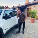 Riccardo Dose Instagram - Nessuno ha bisogno di una vacanza come chi ne ha appena fatta una. Grazie a @locautorent per aver reso il mio viaggio così rilassante. Florence, Italy