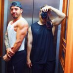 Riccardo Dose Instagram - I migliori amici non ti lasciano fare cose stupide da solo. @danieldaddetta