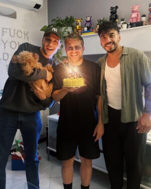 Riccardo Dose Instagram - Oggi compio 29 anni. Ho detto 29, non 30. 
Ho ancora un anno di tempo per godermi la mia giovinezza. 

Grazie ad ogni singola persona che abbia speso un attimo della propria vita per farmi gli auguri, ci vediamo questa sera alle 21:00 su Twitch per festeggiare assieme.