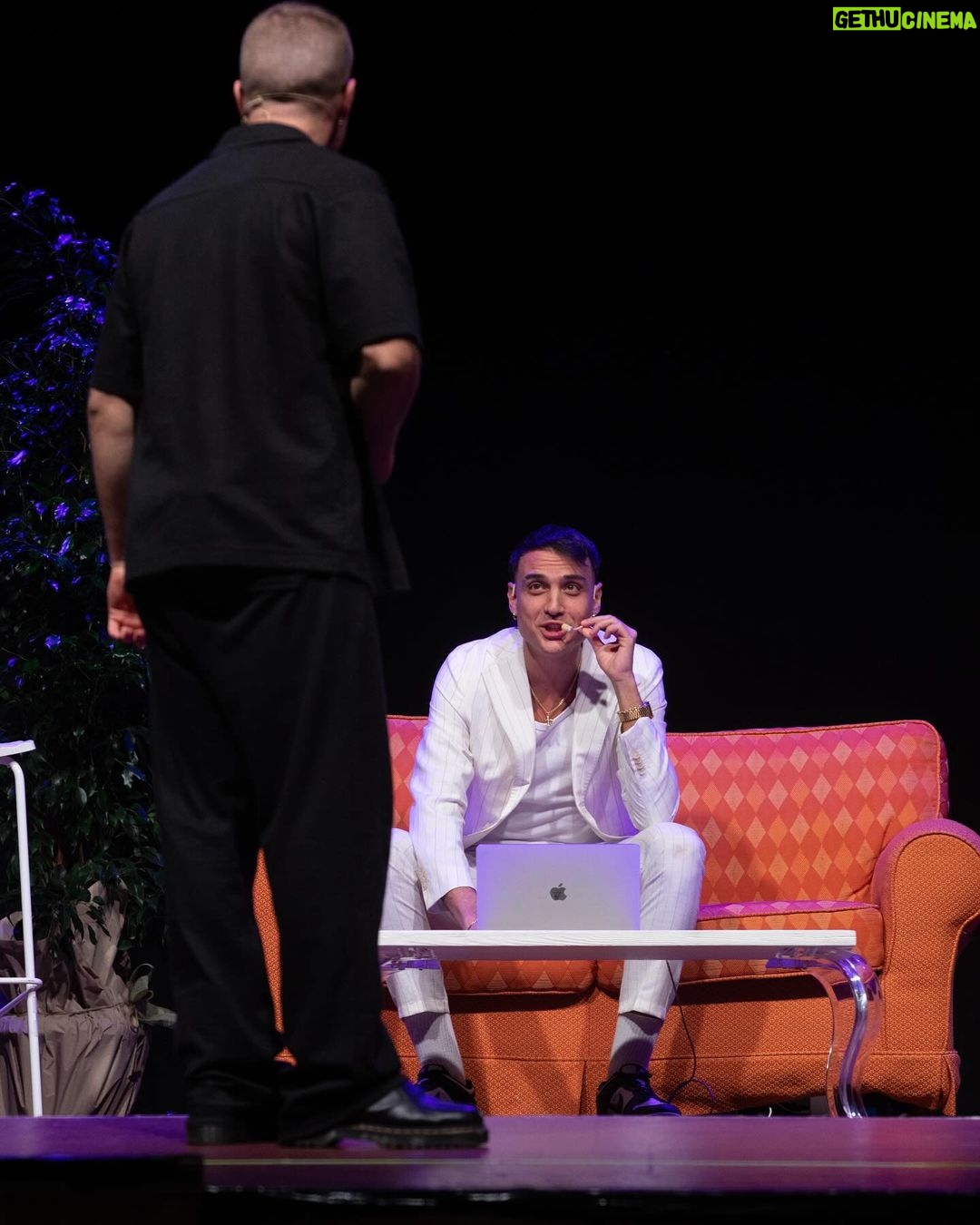 Riccardo Dose Instagram - 1/40 MONTECATINI GRAZIE 🤍 Poche volte ci è capitato di provare emozioni forti come quelle di ieri🫶🏻 Ci vediamo in tutta Italia! Teatro Verdi Montecatini Terme