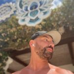 Riccardo Tisci Instagram – Edge of flowers