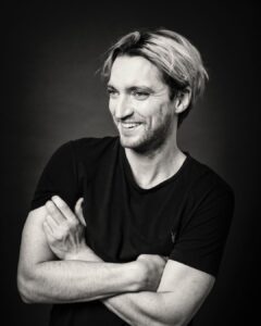 Richard Harmon Instagram - Thank you @ryanplummerphotography for sending these over and making me kind of miss my blonde hair.