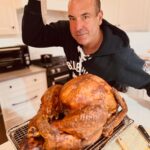 Rick Hoffman Instagram - Happy Healthy Thanksgiving!! #besafe #familytime