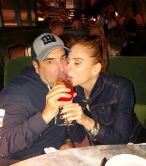Rick Hoffman Instagram - We’ll always be family...Hope you enjoy the finale on Wednesday as much as we all did making it! I’ll love you forever #suitors @iamsarahgrafferty