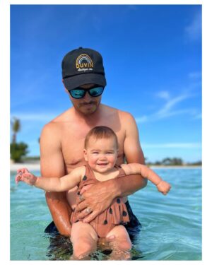 Rickie Fowler Instagram - LIFE IS GOOD👨‍👩‍👧