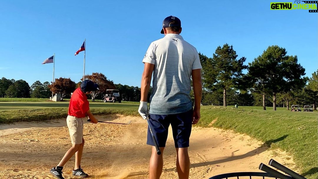 Rickie Fowler Instagram - Spent the afternoon getting a short game lesson from some of Cuscowilla’s finest! The golf course is a great place to social distance and still have fun👌 Cuscowilla on Lake Oconee