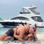 Ricky Montaner Instagram - no te suelto nunca 👩🏼‍❤️‍💋‍👨🏼