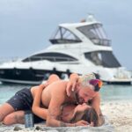 Ricky Montaner Instagram - no te suelto nunca 👩🏼‍❤️‍💋‍👨🏼