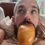 Ricky Montaner Instagram – Un posteo de todo menos de trabajo. viviendo la lifee!! 🍾🍾