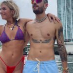 Ricky Montaner Instagram - ❤️❤️❤️❤️❤️❤️❤️❤️❤️ ahora si. Bye bye 27. GRACIAS mi Dios por tantoooo!!!!! @boating.miami dándonos un día más que especial. celebrando en familia, en amigos. Festejando la vida. No nos damos cuenta a veces la cantidad de milagros que vivimos día a día.. soy cada vez más consciente. Y lo agradezco. Párrafo aparte para mi esposo. Te amo por hacerme el fin de semana tan increíble y hermoso. Soy una afortunada. Mi amor por vos es hasta la eternidaD. Infinito. X siempre. Cada detalle es más y más espectacular. Gracias a todos los que son parte. Mañana sale post sentimental, lo advierto. Me puse a escribir. Hay cosas que no cambian. Miami, Florida