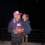 Ricky Montaner Instagram - 🎂 celebrar mi cumpleaños aquí ha sido de mis celebraciones preferidas. Acompañar a mi esposita y verla brillar haciendo lo que ama fue mi regalazo y me senti muy orgulloso. aparte me trajo a un lugar del cual estoy enamorado..me consintió mucho..días perfectos 😍😍. Lejos de mis hermanos y papás pero se hicieron sentir cerquita. Gracias a todos x sus mensajes que he leído con detenimiento .. más agradecido q nunca por el cariño q me dan. 🫶🏼🗝️ Mendoza, Argentina